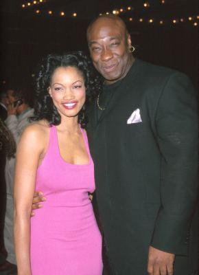 Michael Clarke Duncan and Garcelle Beauvais at event of The Whole Nine Yards (2000)