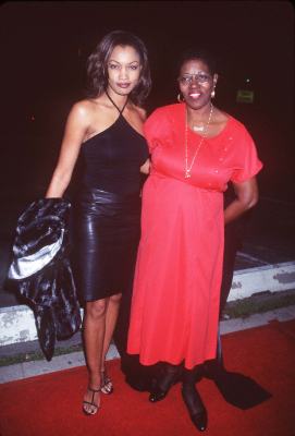Garcelle Beauvais at event of Kissing a Fool (1998)