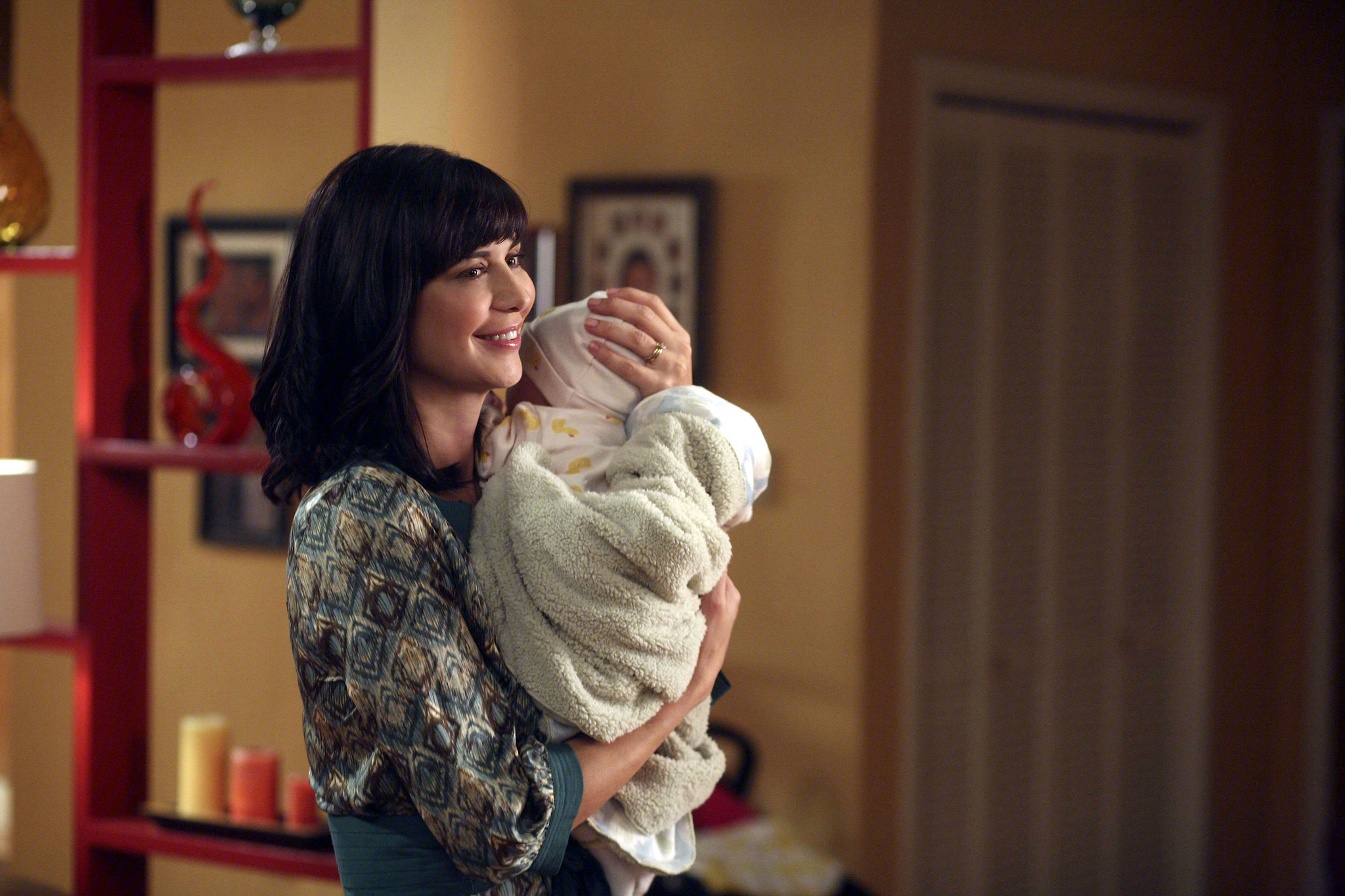 Still of Catherine Bell in Army Wives (2007)