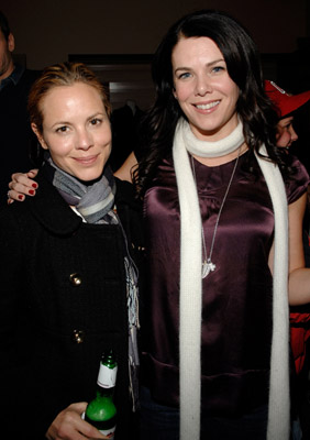 Maria Bello and Lauren Graham at event of Diminished Capacity (2008)