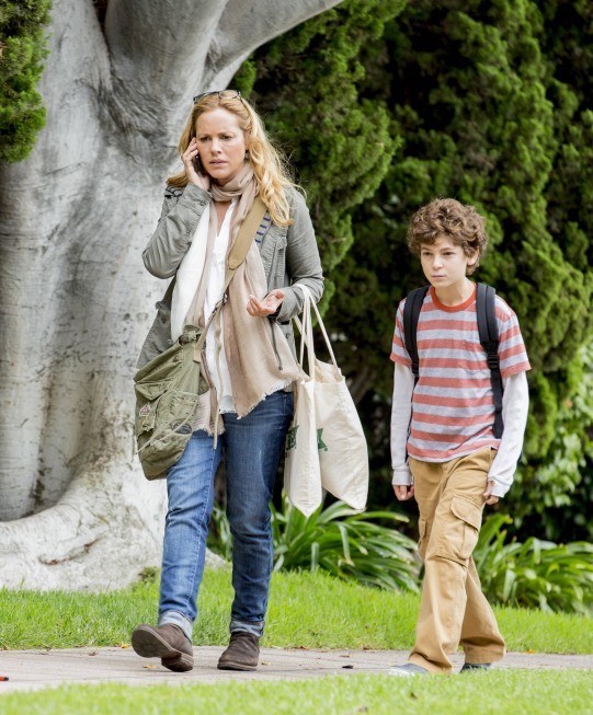 Still of Maria Bello, Isabella Vosmikova and David Mazouz in Touch (2012)