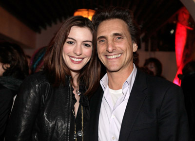 Anne Hathaway and Lawrence Bender
