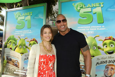 Jessica Biel and Dwayne Johnson at event of Planet 51 (2009)