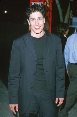 Jason Biggs at event of Loser (2000)