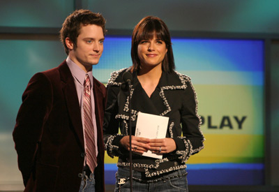 Elijah Wood and Selma Blair