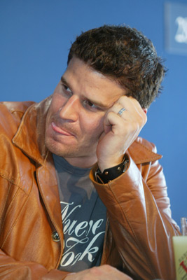 David Boreanaz at event of I'm with Lucy (2002)