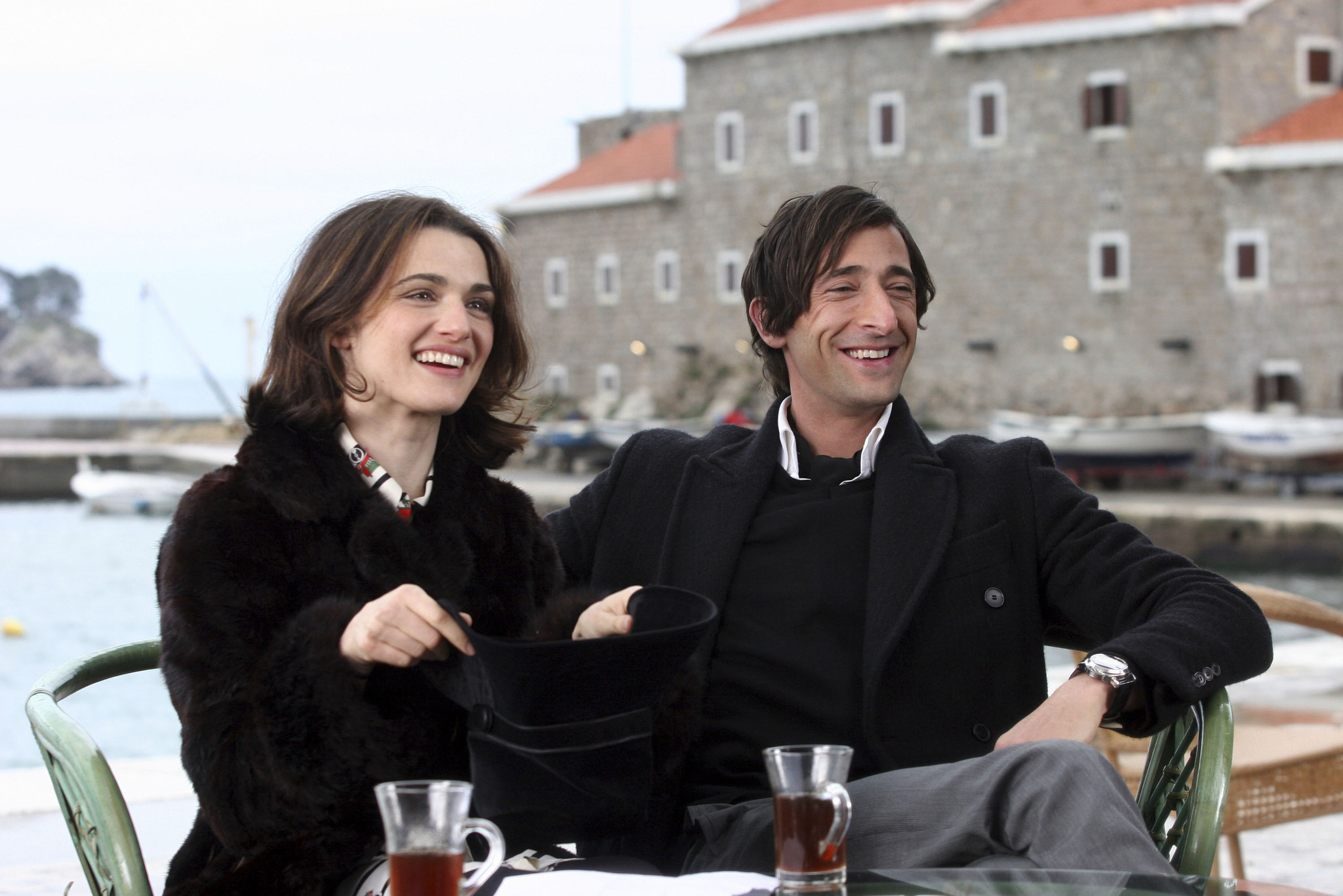 Still of Rachel Weisz and Adrien Brody in The Brothers Bloom (2008)