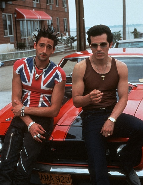 John Leguizamo and Adrien Brody in Summer of Sam (1999)