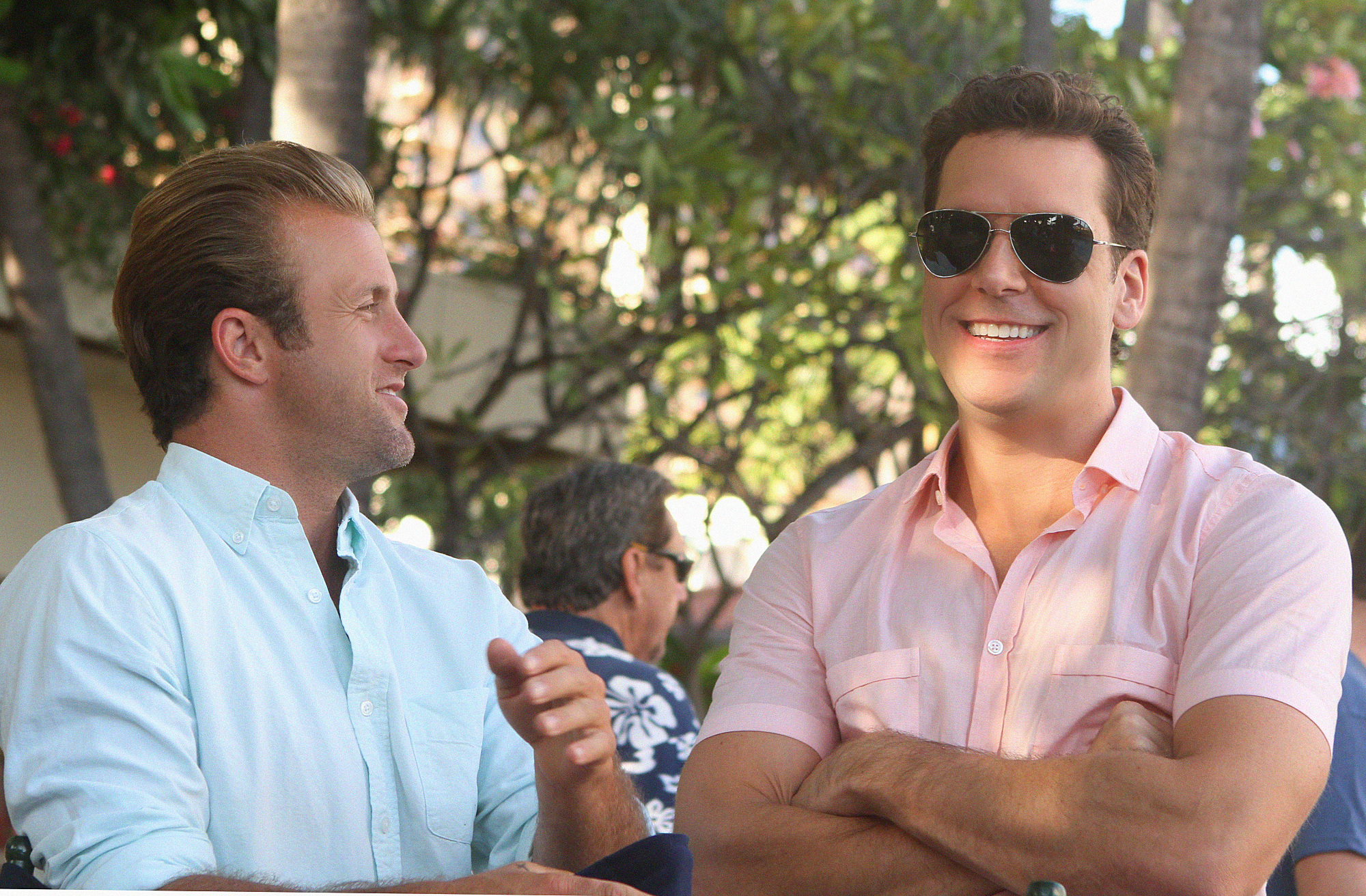 Still of Scott Caan and Dane Cook in Hawaii Five-0 (2010)