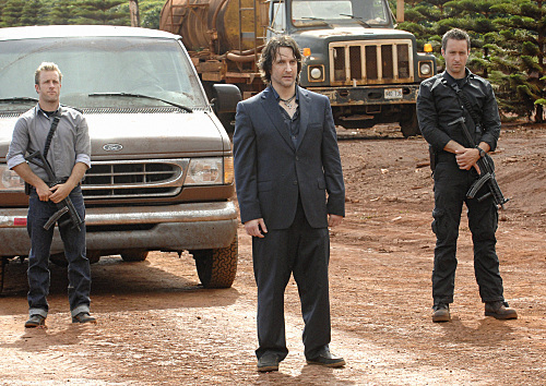 Still of Bronson Pinchot, Scott Caan and Alex O'Loughlin in Hawaii Five-0 (2010)