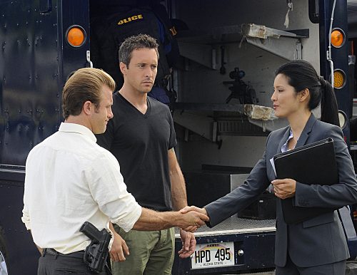 Still of Scott Caan, Kelly Hu and Alex O'Loughlin in Hawaii Five-0 (2010)