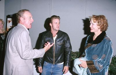 Ellen Burstyn, James Caan and Scott Caan at event of The Yards (2000)