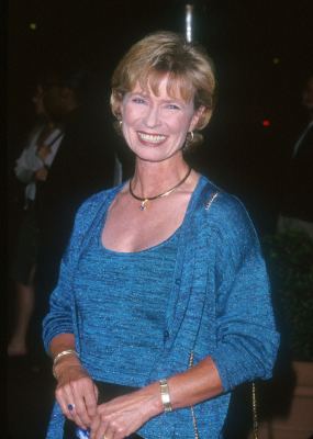 Linda Lee Cadwell at event of Double Jeopardy (1999)
