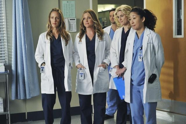 Still of Jessica Capshaw, Kim Raver, Sandra Oh and Rachael Taylor in Grei anatomija (2005)