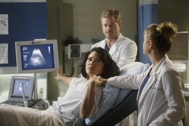 Still of Jessica Capshaw, Eric Dane and Sara Ramirez in Grei anatomija (2005)