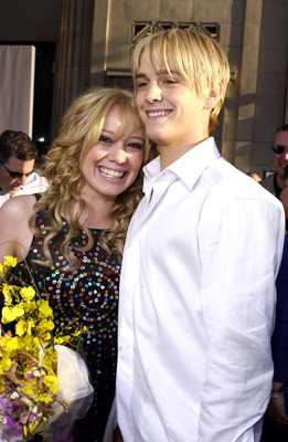 Aaron Carter and Hilary Duff at event of The Lizzie McGuire Movie (2003)