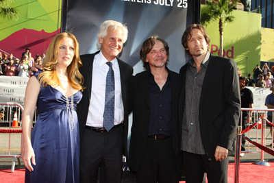 Gillian Anderson, David Duchovny, Chris Carter and Frank Spotnitz at event of The X Files: I Want to Believe (2008)