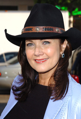 Lynda Carter at event of The Dukes of Hazzard (2005)