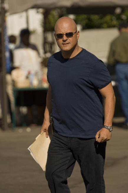 Still of Michael Chiklis in Skydas (2002)