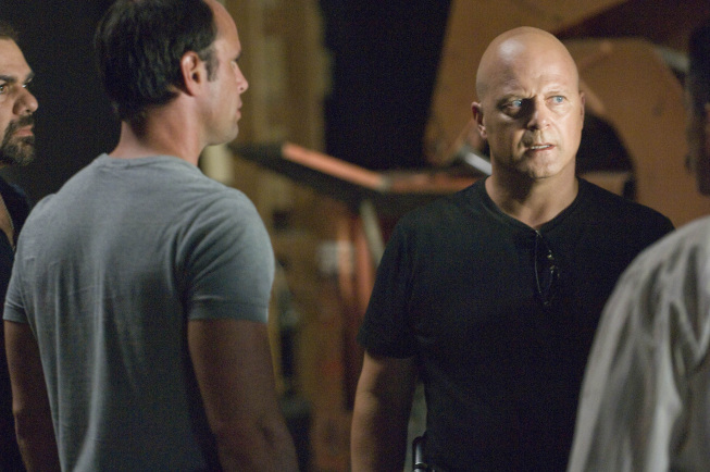 Still of Michael Chiklis in Skydas (2002)