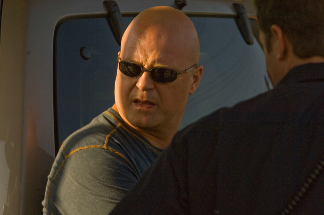 Still of Michael Chiklis in Skydas (2002)