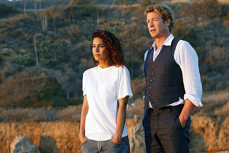 Still of Emmanuelle Chriqui in Mentalistas (2008)