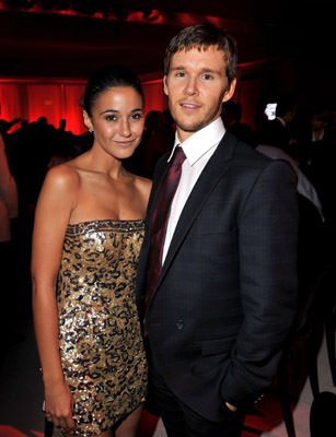 Emmanuelle Chriqui and Ryan Kwanten