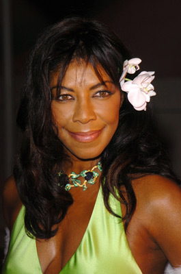 Natalie Cole at event of De-Lovely (2004)