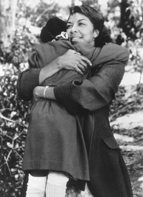 Still of Natalie Cole and Brian Bonsall in Lily in Winter (1994)