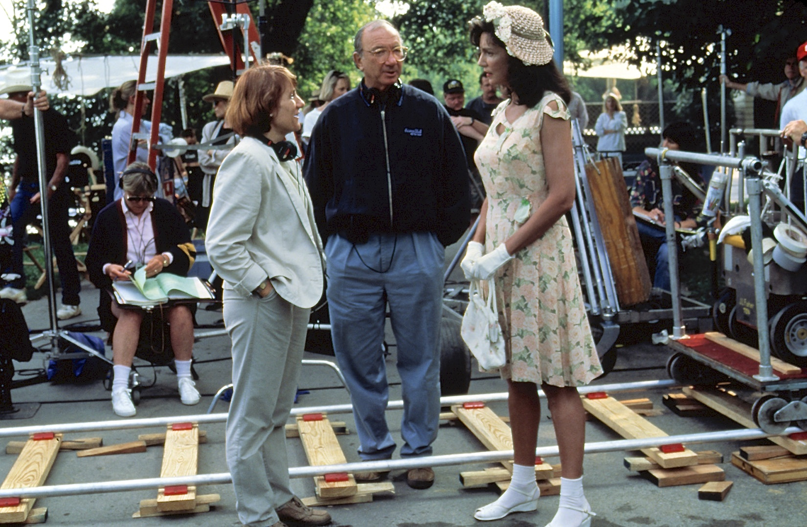 Martha Coolidge, Neil Simon and Mercedes Ruehl in Lost In Yonkers.
