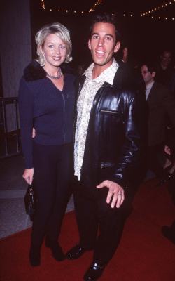 Dan Cortese and Dee Dee Hemby at event of For Richer or Poorer (1997)