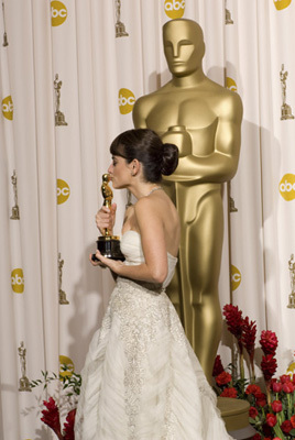 Oscar® Winner Penelope Cruz backstage during the live ABC Telecast of the 81st Annual Academy Awards® from the Kodak Theatre, in Hollywood, CA Sunday, February 22, 2009.