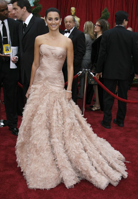 Penélope Cruz at event of The 79th Annual Academy Awards (2007)