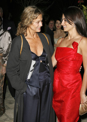 Lauren Hutton and Penélope Cruz