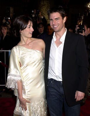 Tom Cruise and Penélope Cruz at event of Vanilinis dangus (2001)