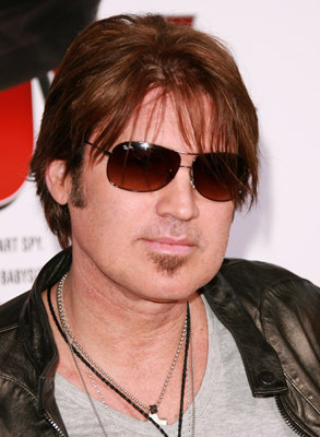 Billy Ray Cyrus at event of Kaimynas snipas (2010)