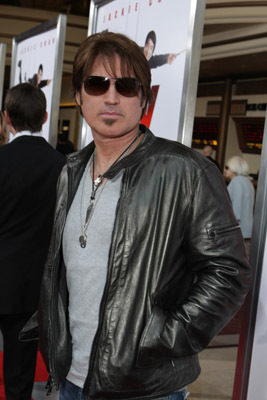 Billy Ray Cyrus at event of Kaimynas snipas (2010)