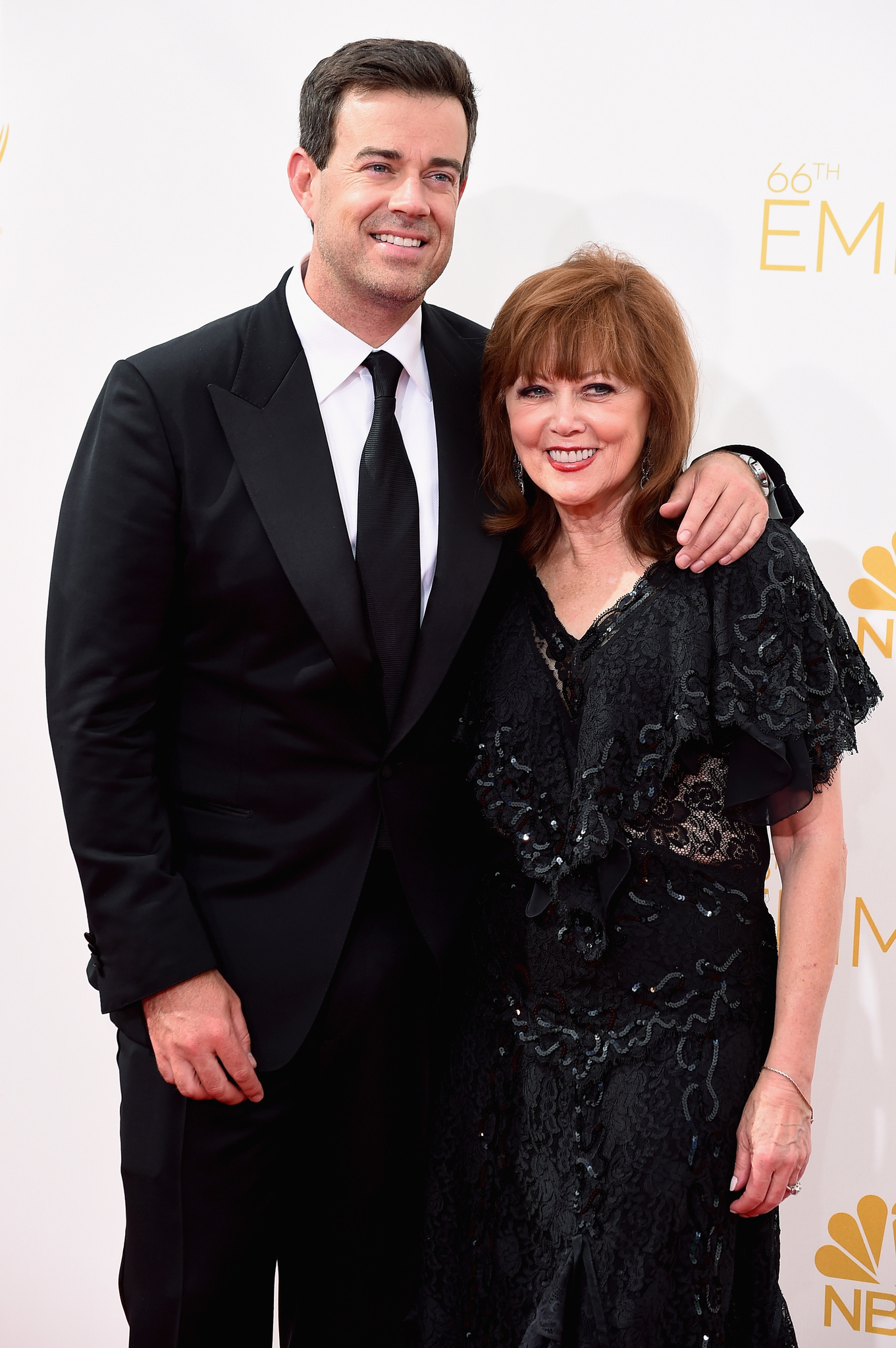 Carson Daly at event of The 66th Primetime Emmy Awards (2014)