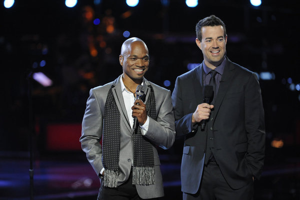 Still of Carson Daly and Jesse Campbell in The Voice (2011)
