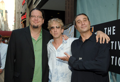 Andy Dick, Penn Jillette and Paul Provenza at event of The Aristocrats (2005)