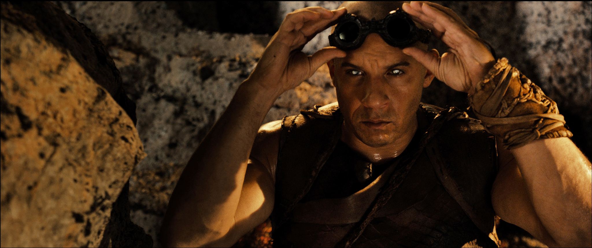 Still of Vin Diesel in Rydiko kronikos. Sugrizimas (2013)