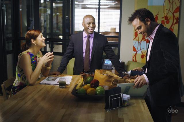 Still of Taye Diggs and Kate Walsh in Private Practice (2007)