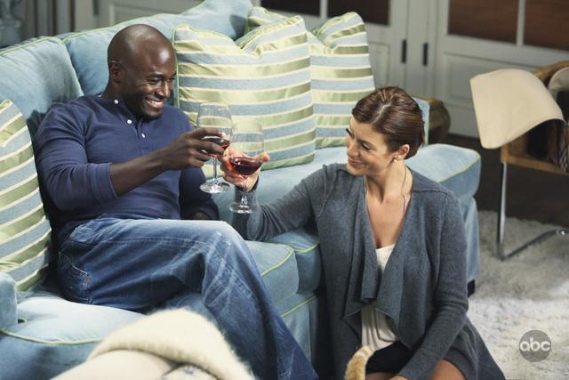 Still of Taye Diggs and Kate Walsh in Private Practice (2007)