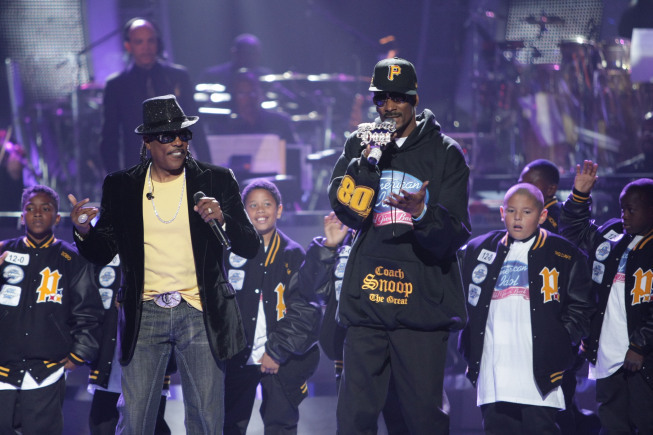Still of Snoop Dogg and Charlie Wilson in American Idol: The Search for a Superstar (2002)