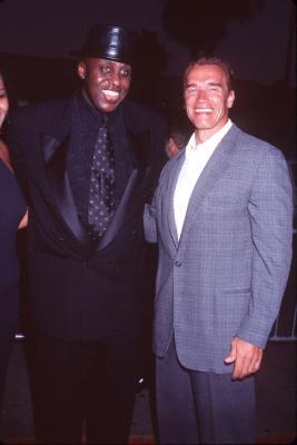 Arnold Schwarzenegger and Bill Duke at event of Hoodlum (1997)