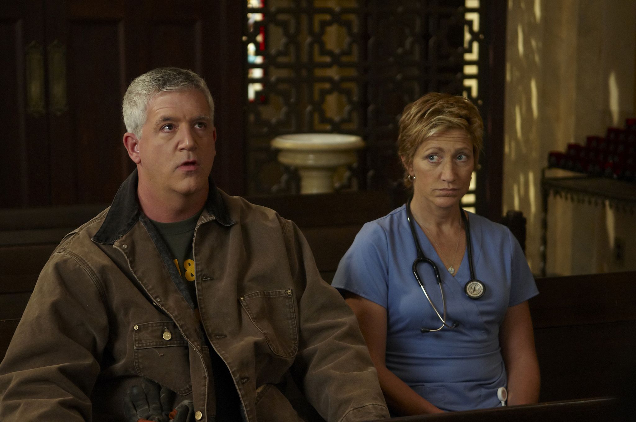 Still of Edie Falco and Gregory Jbara in Nurse Jackie (2009)