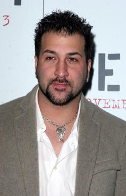 Joey Fatone at event of Rent (2005)