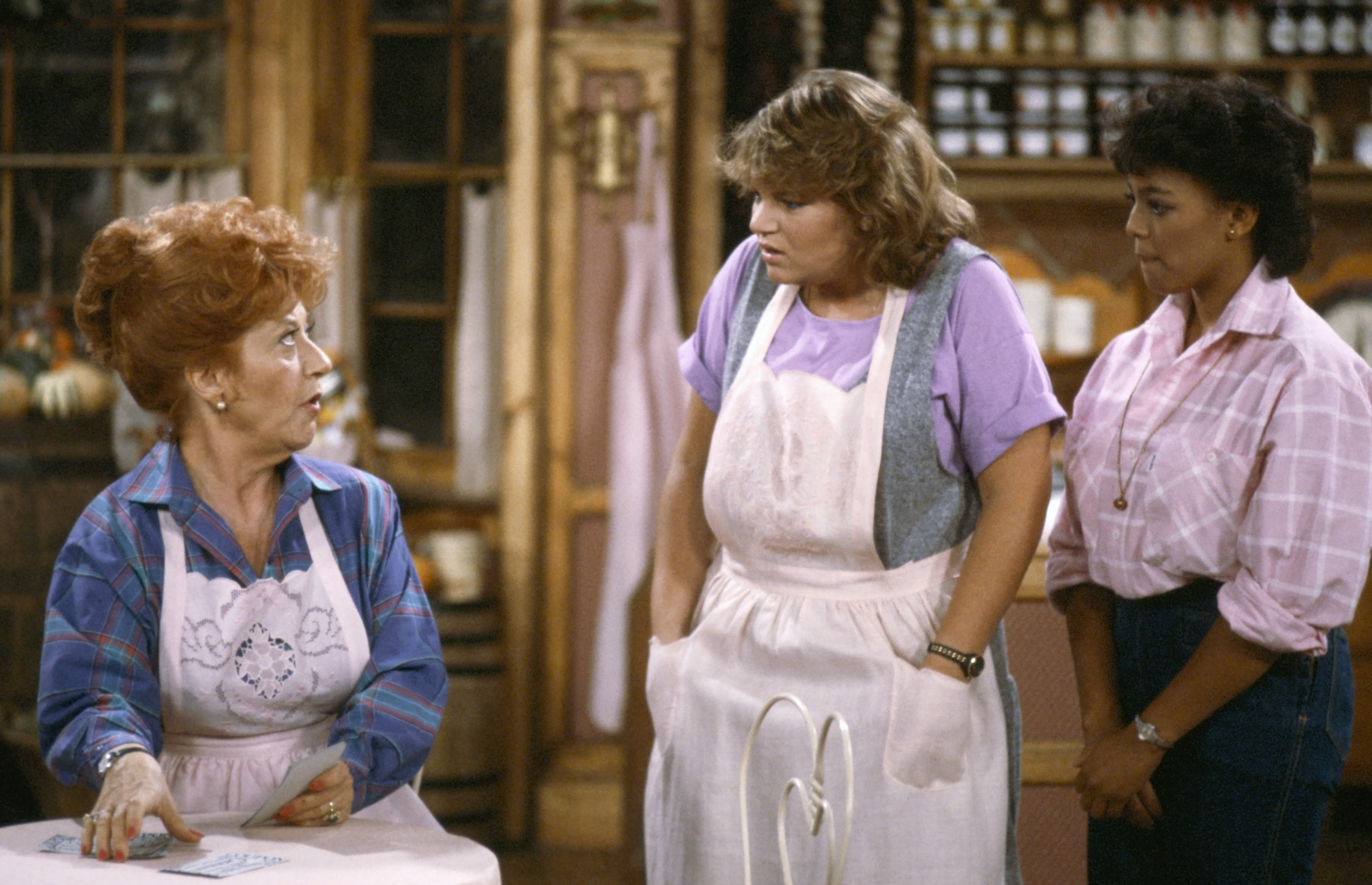 Still of Kim Fields, Mindy Cohn and Charlotte Rae in The Facts of Life (1979)