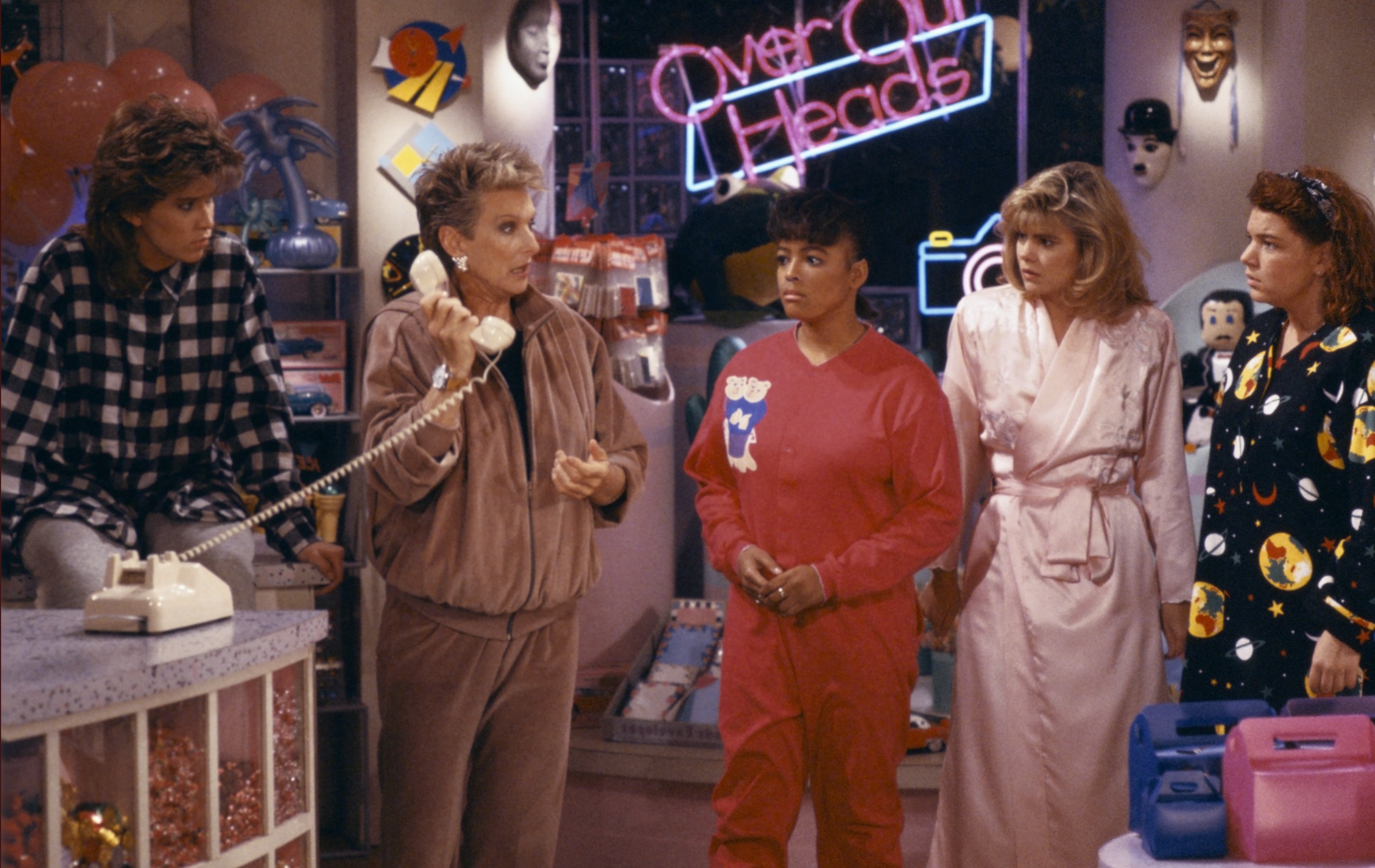 Still of Cloris Leachman, Nancy McKeon, Kim Fields, Mindy Cohn and Lisa Whelchel in The Facts of Life (1979)