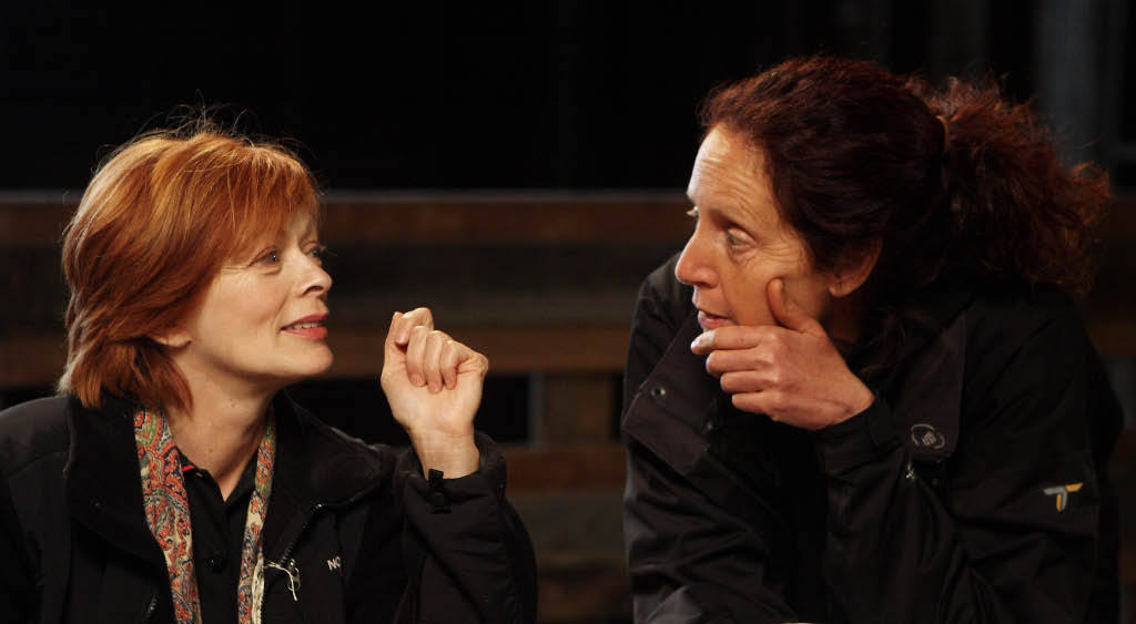 Still of Frances Fisher and Susan Streitfeld in Golf in the Kingdom (2010)